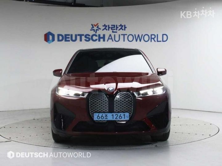 BMW iX 2024 — 3