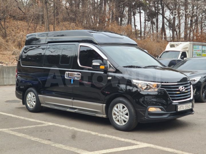 Hyundai Starex 2019 — 2
