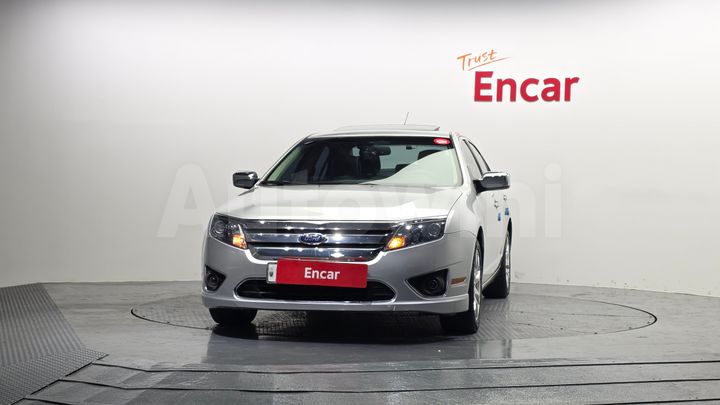 Ford Fusion 2011 — 3