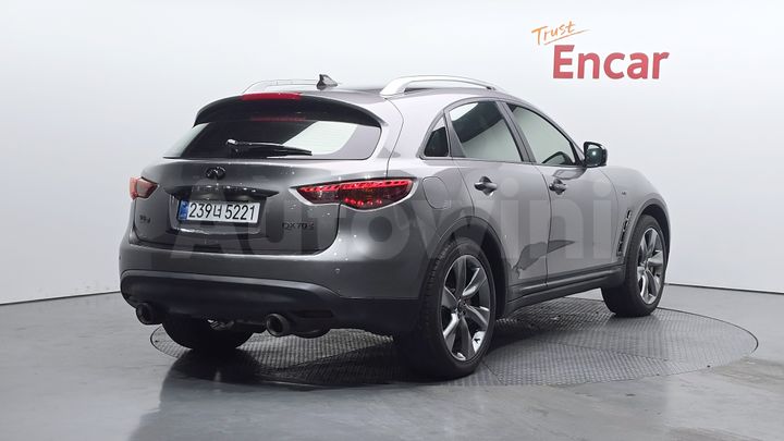 Infiniti FX