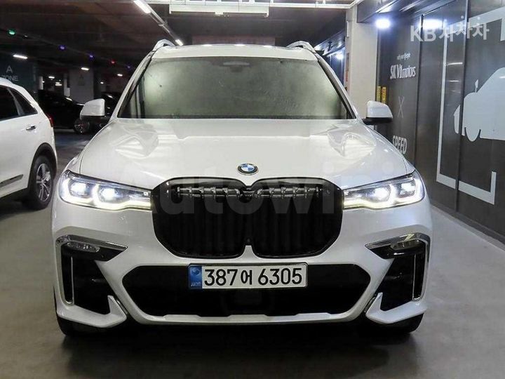 BMW X7 2022 — 2