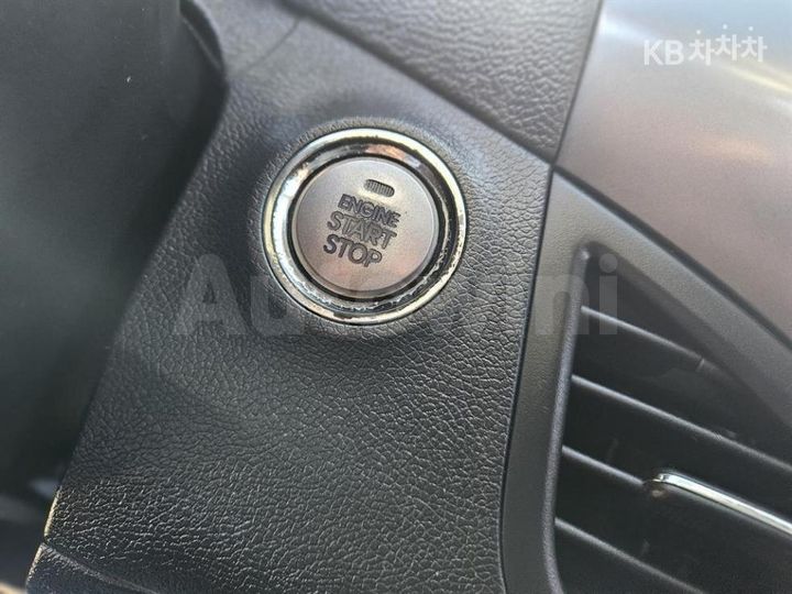 Hyundai Avante 2011 — 5