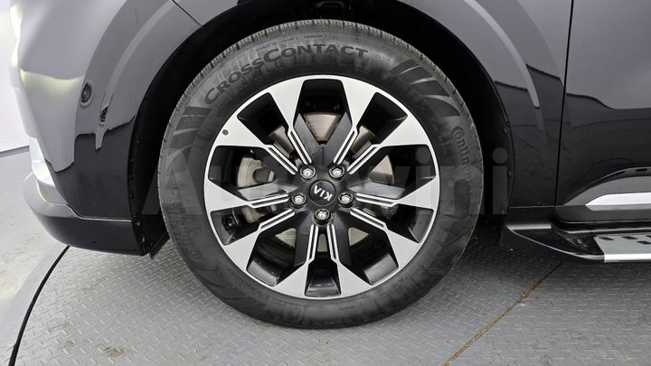Kia Carnival 2021 — 5