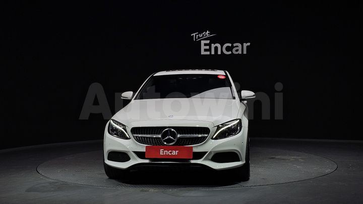 Mercedes-Benz C Class 2017 — 3