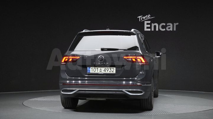 Volkswagen Tiguan 2021 — 4