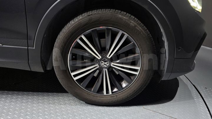 Volkswagen Tiguan 2021 — 5
