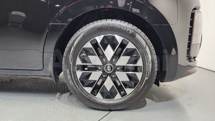 Hyundai Staria 2022 — 5