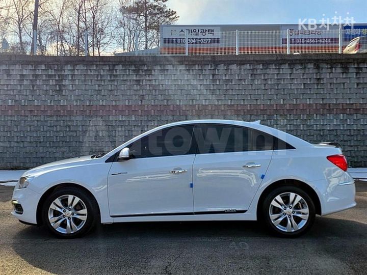 Chevrolet Cruze 2015 — 3
