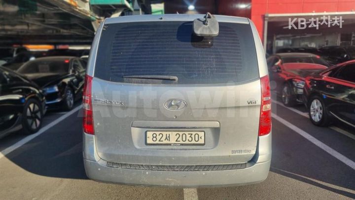 Hyundai Starex 2019 — 2
