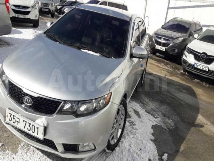 Kia Forte 2012 — 2
