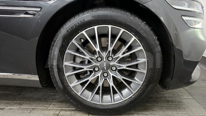 Genesis G80 2022 — 5