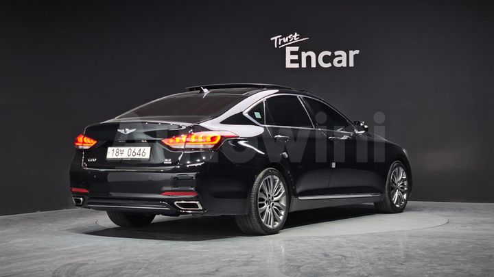 Genesis G80 2017 — 2