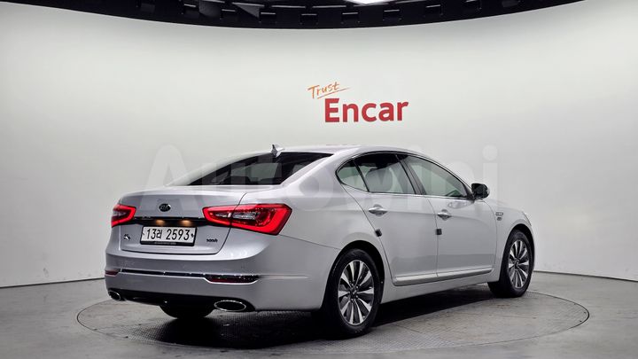 Kia K7 2015 — 2