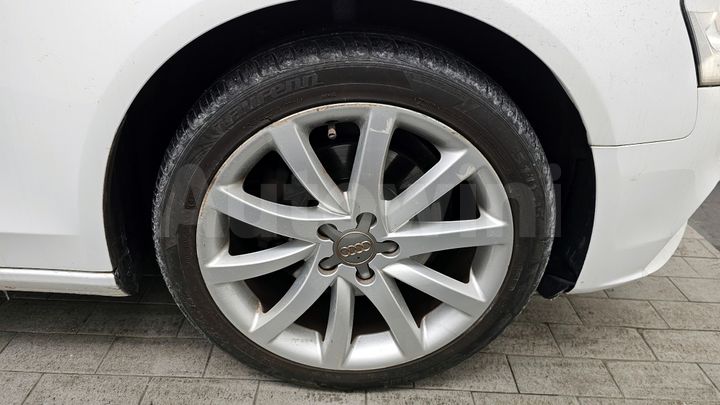 Audi A4 2013 — 5