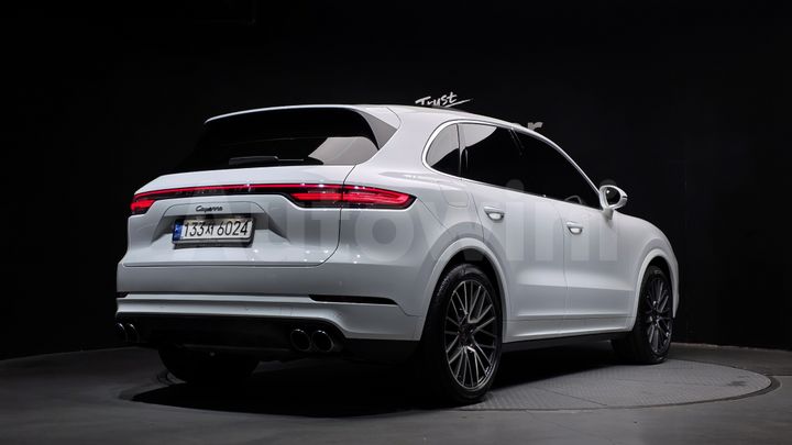 Porsche Cayenne 2021 — 2
