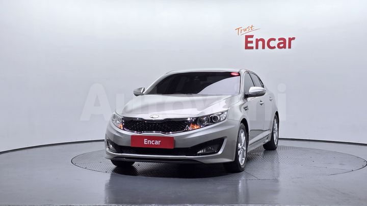 Kia K5 2011 — 3