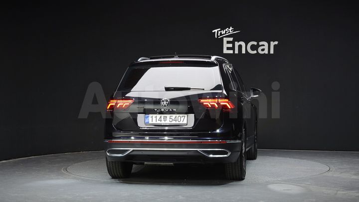 Volkswagen Tiguan 2024 — 4