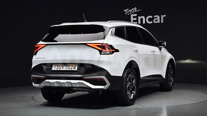 Kia Sportage 2023 — 2