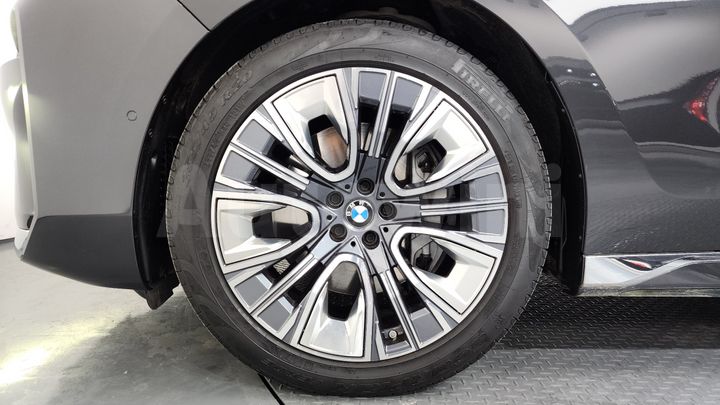 BMW 7 Series 2023 — 5