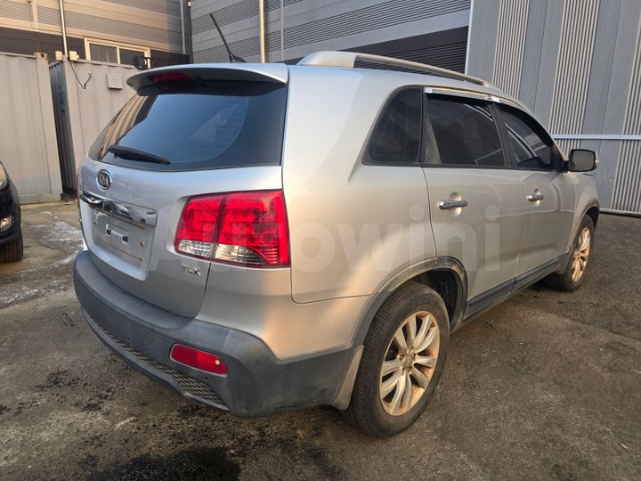 Kia Sorento 2010 — 4
