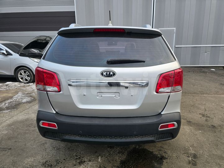 Kia Sorento 2010 — 5