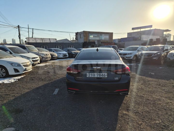 Hyundai Genesis