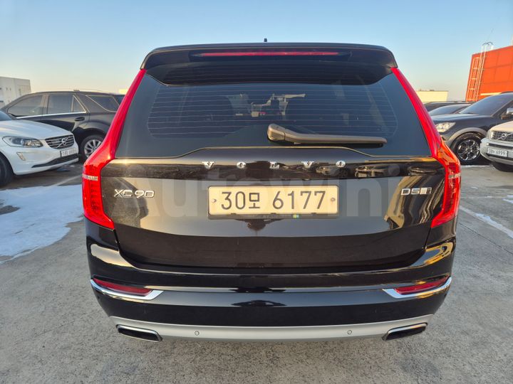 Volvo XC90 2017 — 4