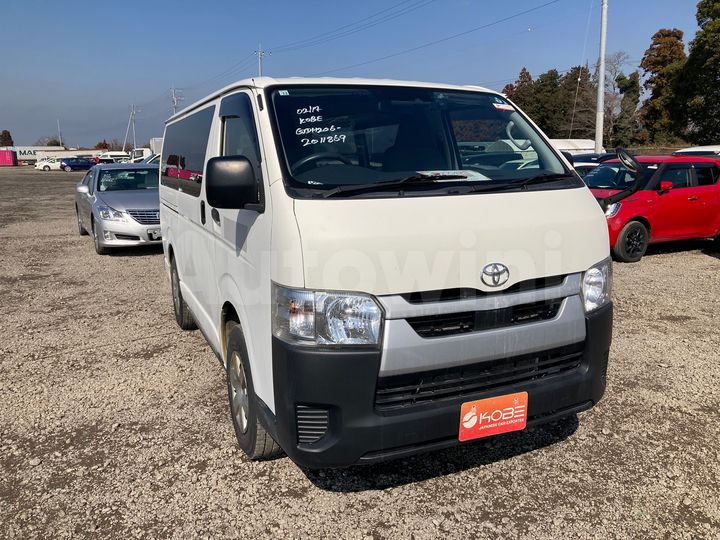 Toyota Hiace 2020 — 3