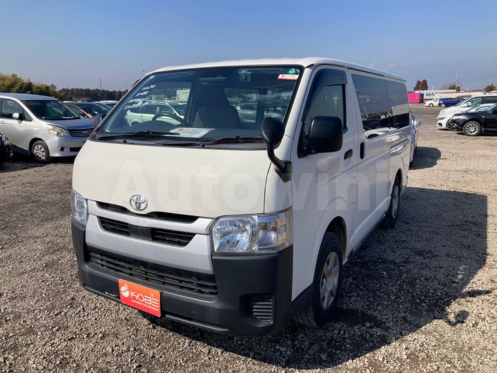 Toyota Hiace 2020 — 5