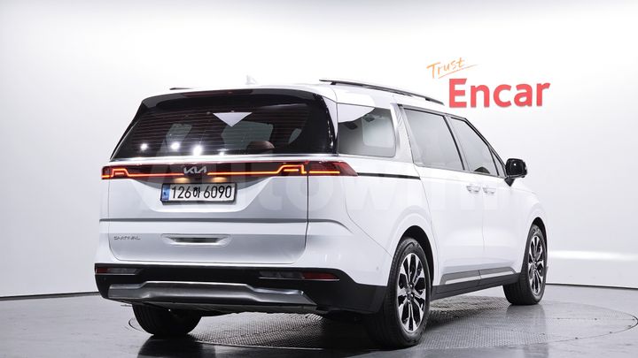 Kia Carnival 2022 — 2
