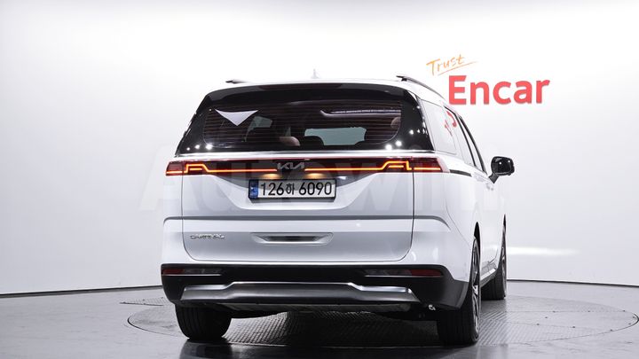 Kia Carnival 2022 — 4