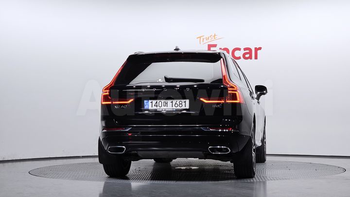 Volvo XC60 2021 — 4