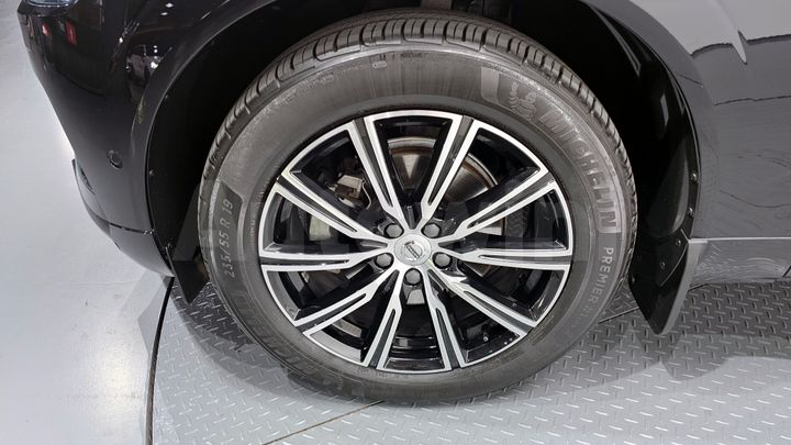 Volvo XC60 2021 — 5