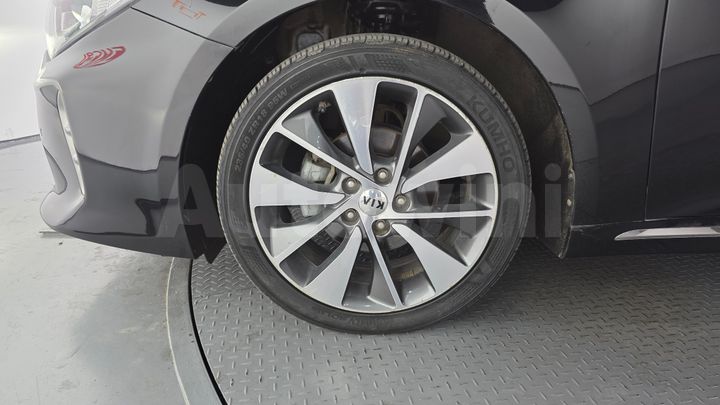 Kia K5 2017 — 5