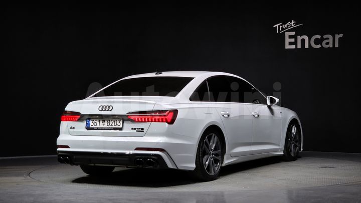 Audi A6 2021 — 2