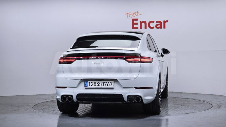 Porsche Cayenne 2021 — 4