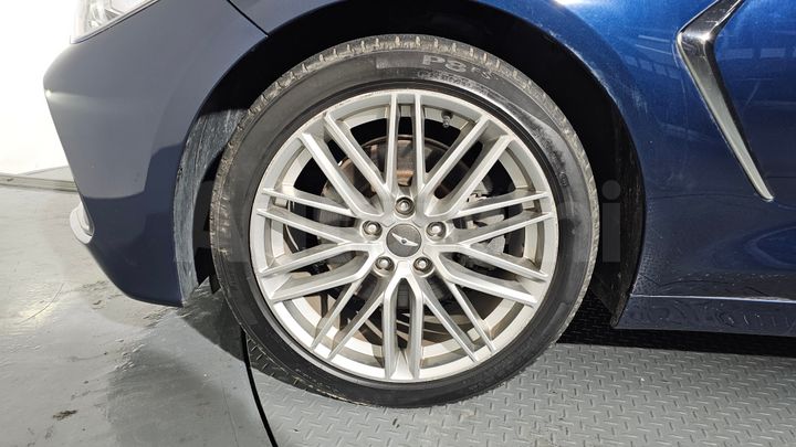 Genesis G70 2019 — 5