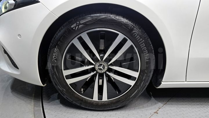 Mercedes Benz A Class 2022 — 5