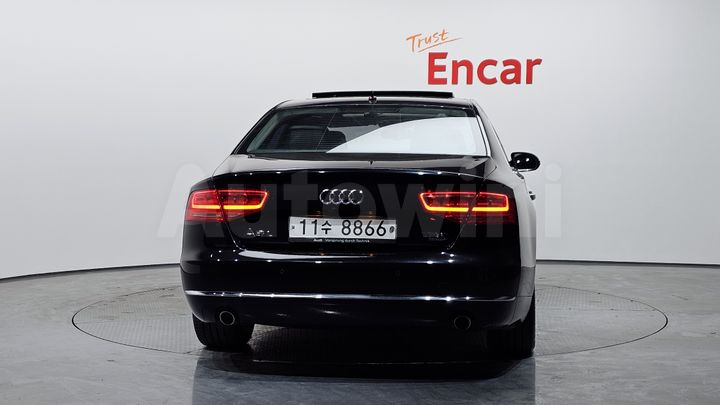 Audi A8 2011 — 4