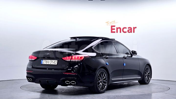 Genesis G80 2017 — 2