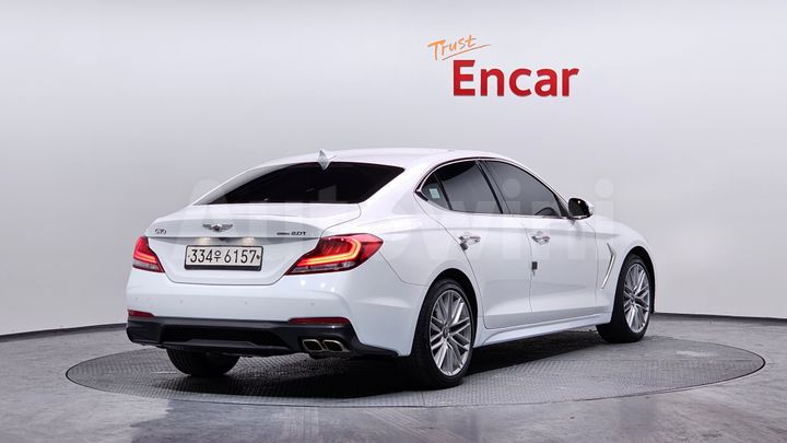 Genesis G70 2020 — 2