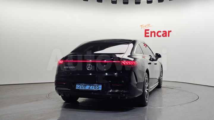 Mercedes-Benz EQS 2022 — 4