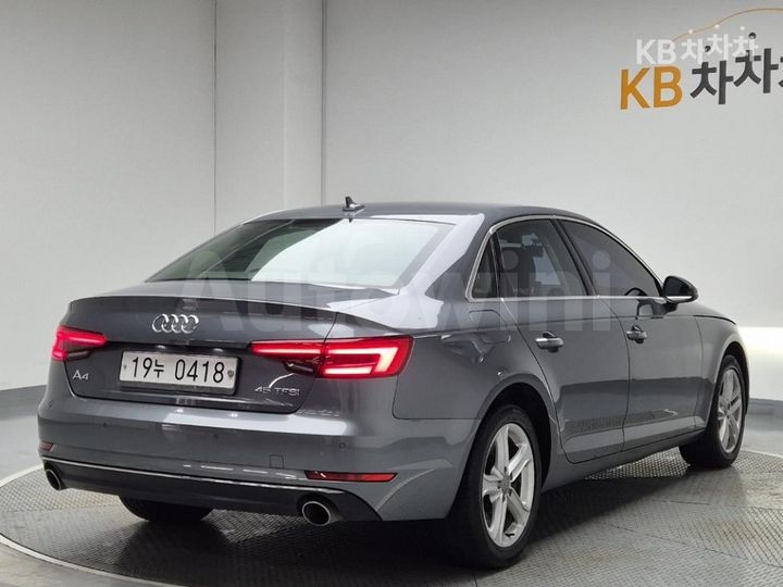 Audi A4 2016 — 3