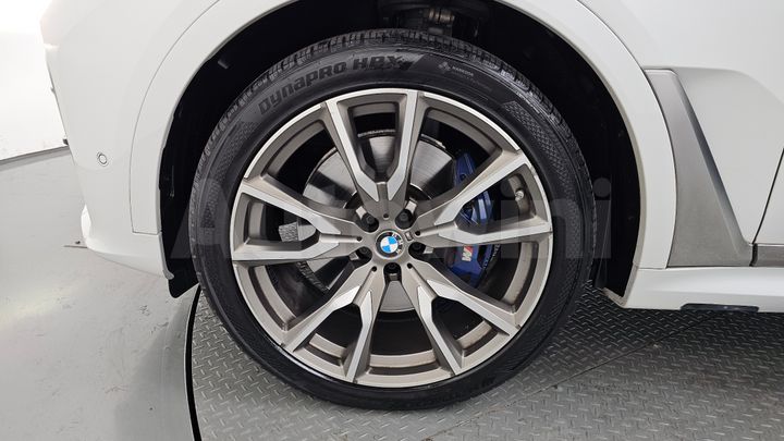 BMW X7 2021 — 4