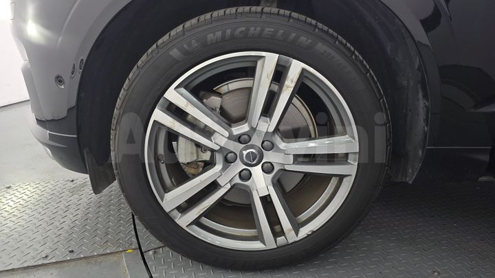 Volvo XC60 2021 — 5