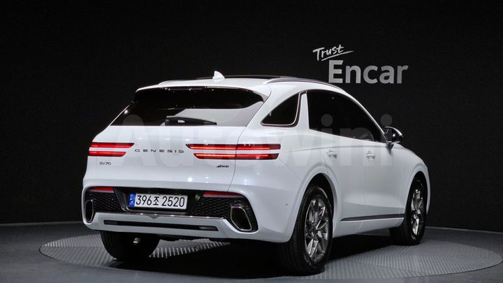 Genesis GV70 2023 — 2