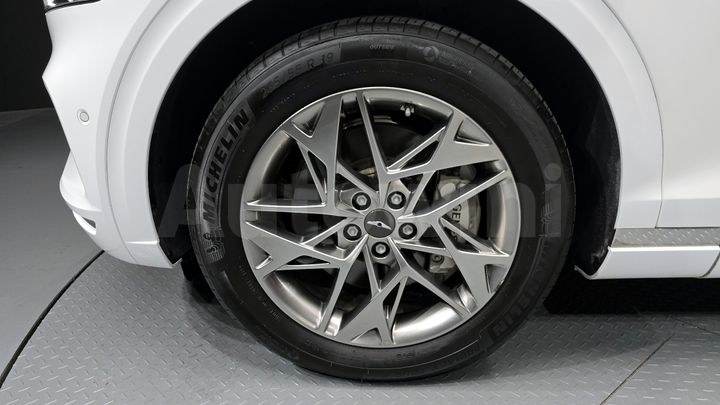 Genesis GV70 2023 — 5