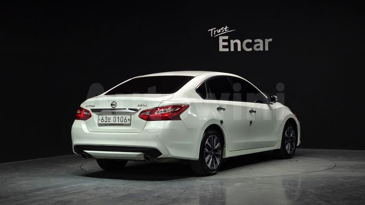 Nissan Altima 2017 — 2