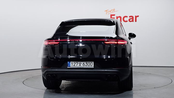 Porsche Cayenne 2022 — 4