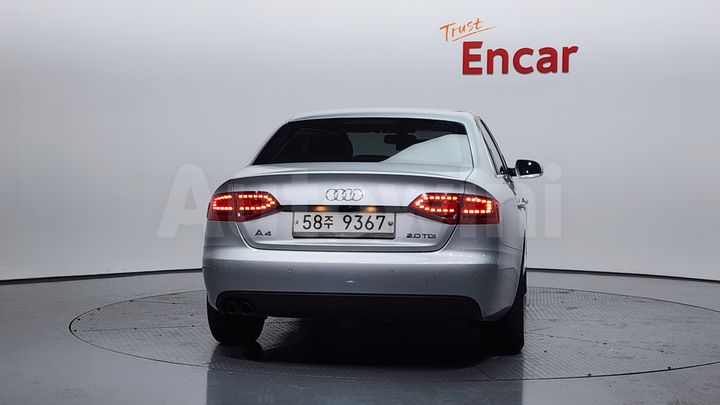 Audi A4 2012 — 4
